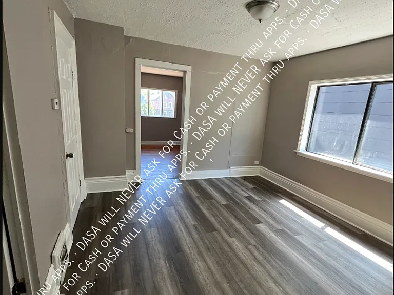 122 Spaulding St #UPPER — Photo 3