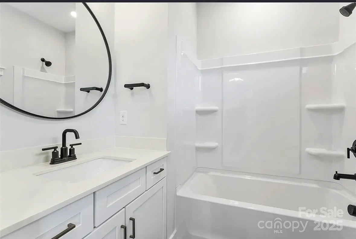 3433 Byrnes St — Photo 4