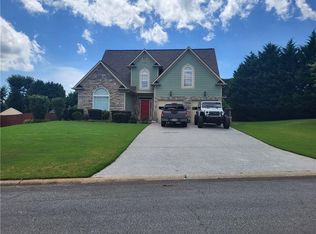 16 Colonial Cir NW, Cartersville, GA 30120