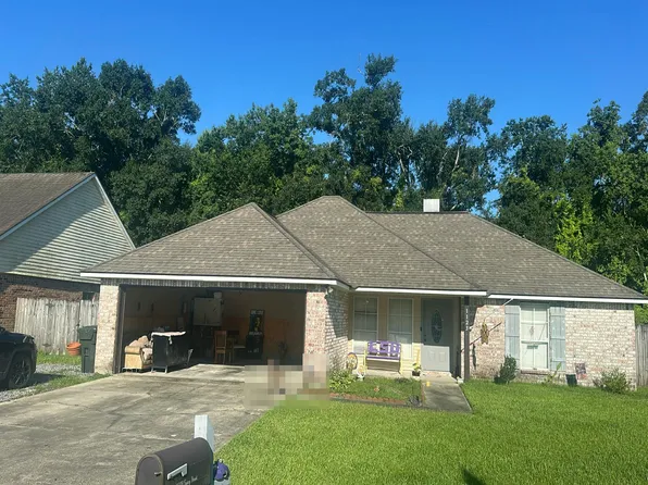 11239 Tracy St, Saint Amant, LA 70774