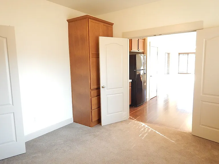 704 NE Loper Ave — Photo 9