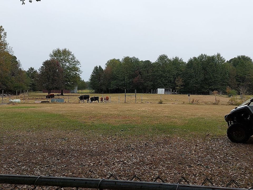 2nd image of 2121 Union Rd