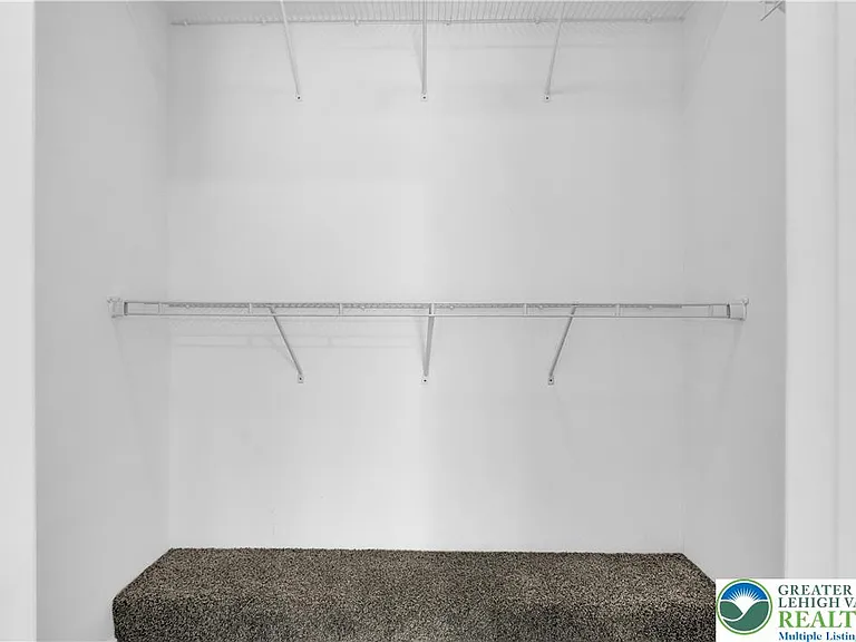 825 16th Ave — Photo 21