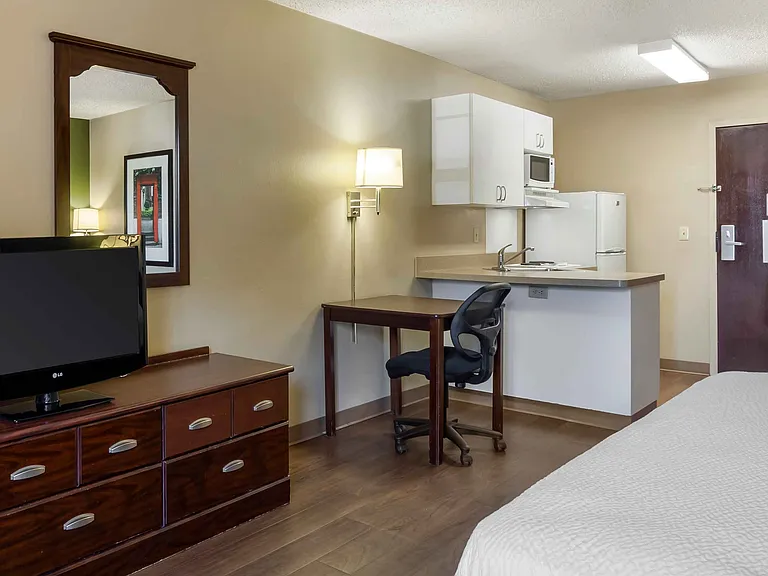 Studio Suite - 1 King Bed