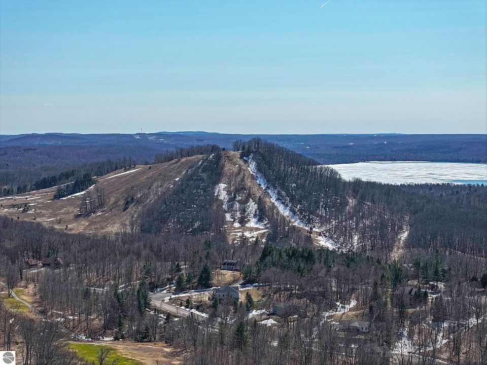 1st image of 0 S Bay Bluffs Dr