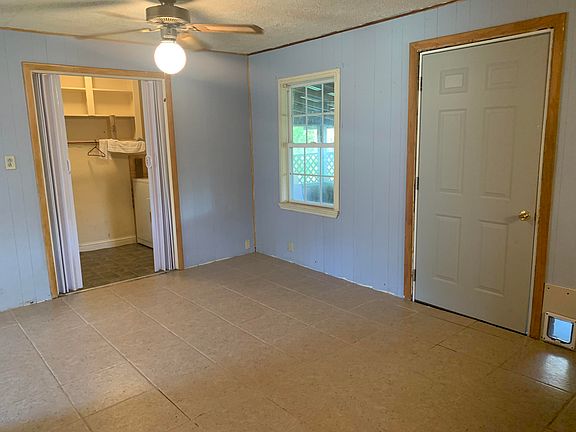 5th image of 14303 SE 15th Ave