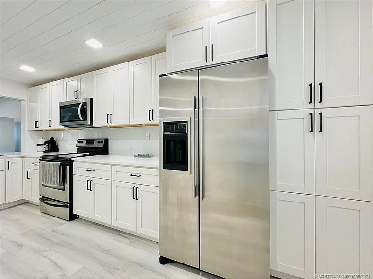 10044 S Ocean Dr #205 — Photo 10