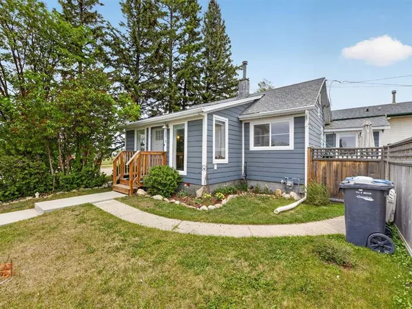 2019 W 22nd St, Bowden, AB T0M 0K0