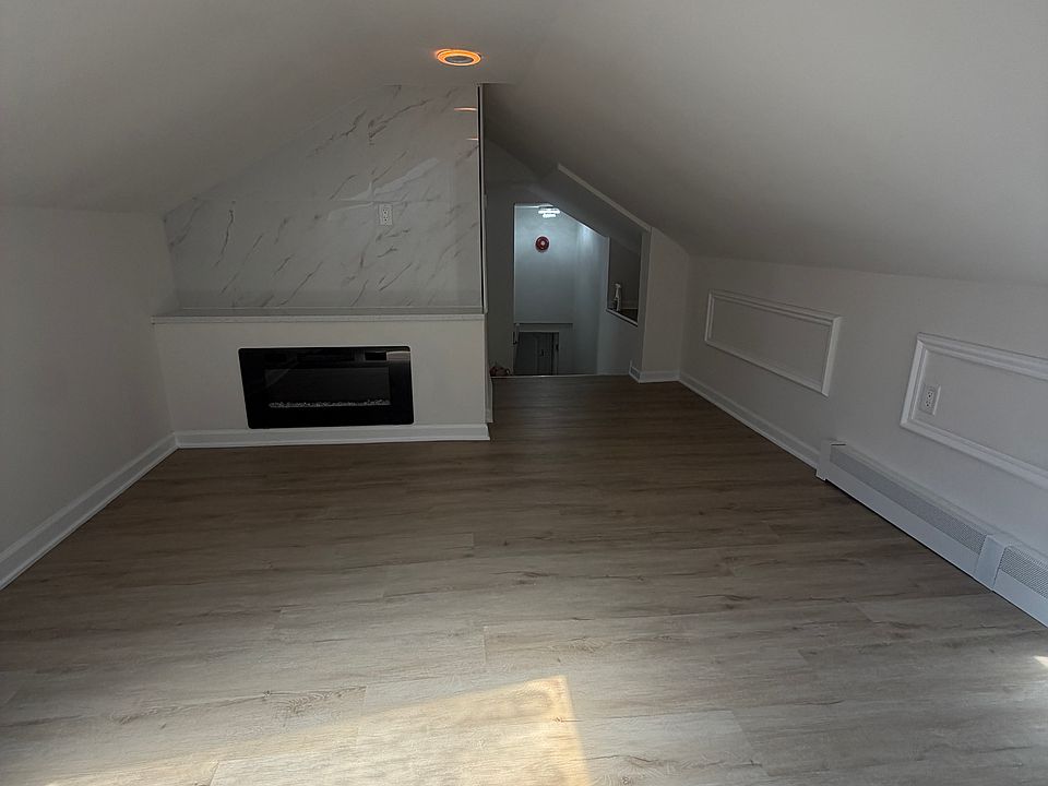 1st image of 308 E 55th St APT 5