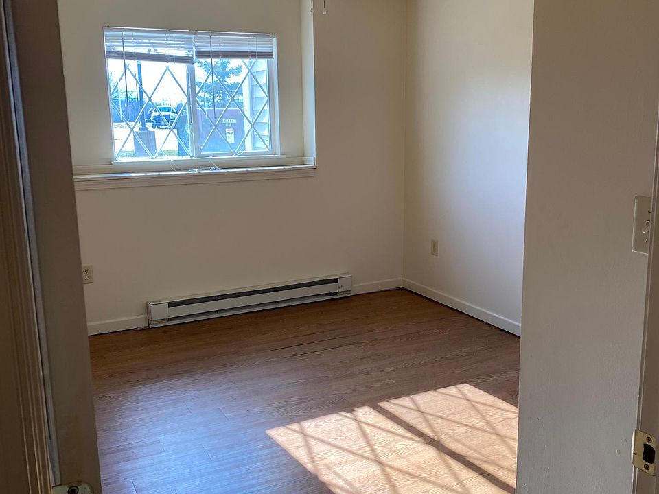 6215 Tonawanda Creek Rd APT 1, Lockport, NY 14094 Zillow