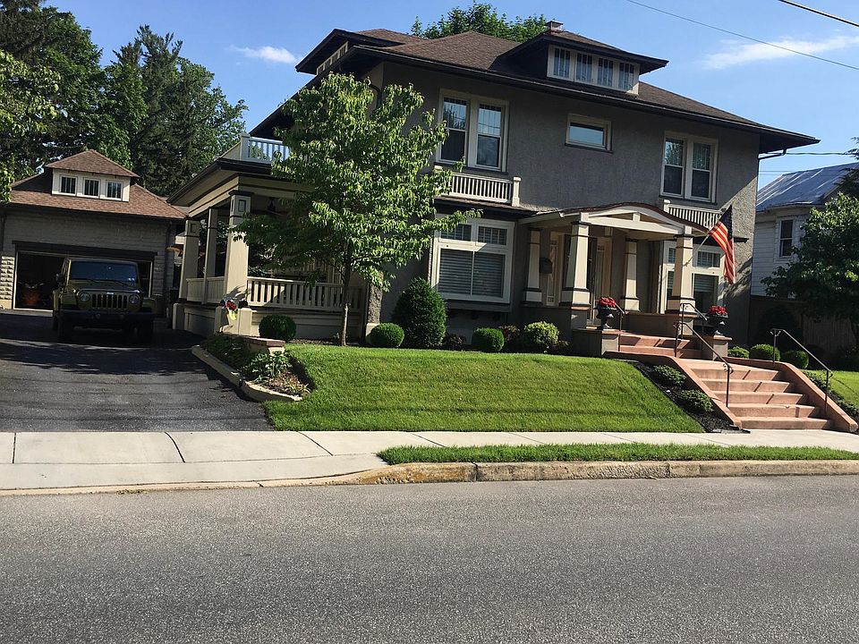 1st image of 517 W Main St