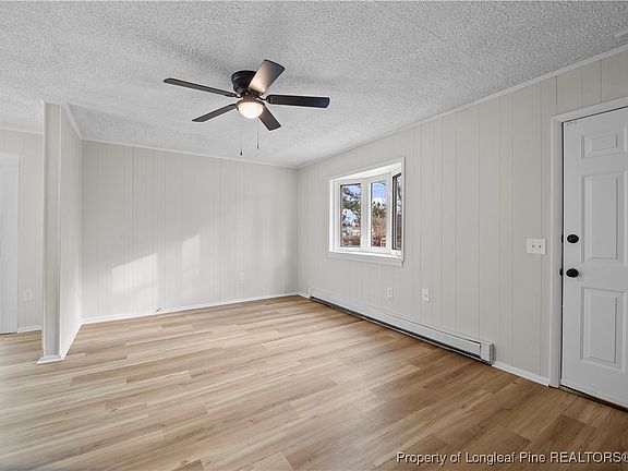 4th image of 615 Kellam Cir