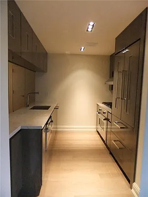 Rented by R New York | media 10