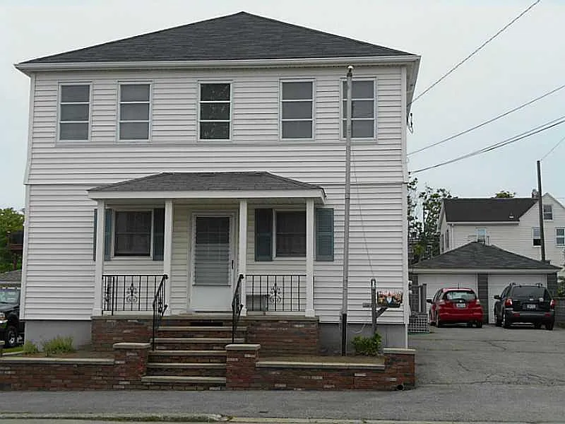 54 Monroe Ave #2