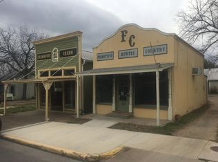 613 W Main St, Fredericksburg, TX 78624