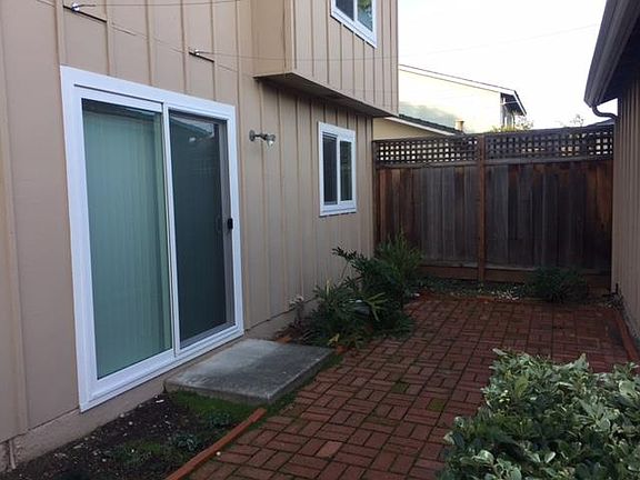 3rd image of 1636 Tawnygate Way