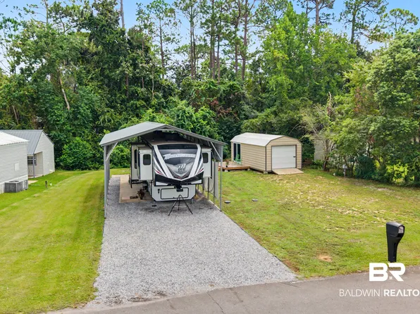 425 Elberta Loop, Lillian, AL 36549
