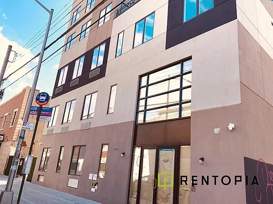 Rented by Rentopia | media 22