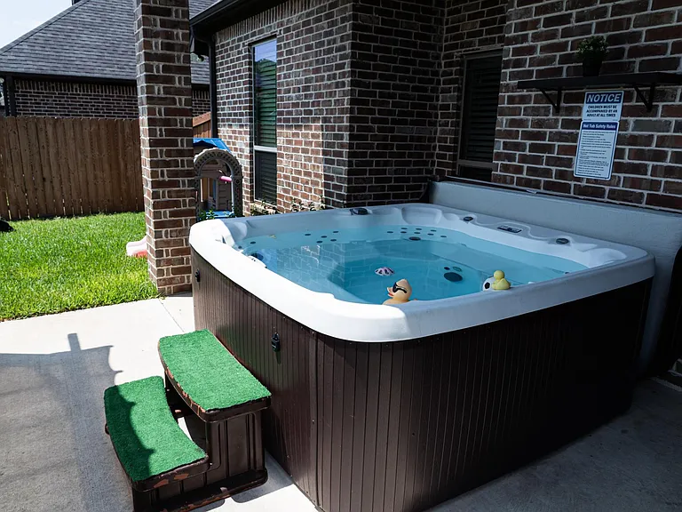 7352 Kingsport Ln — Photo 51