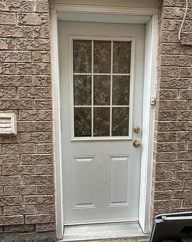 54 Kentview Cres #BASEMENT Photo 1