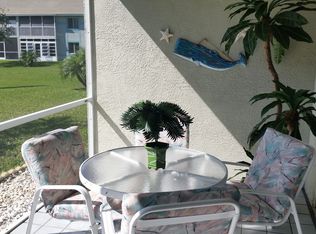 192 Furse Lakes Cir APT 3, Naples, FL 34104
