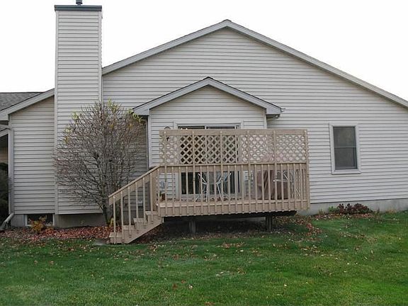 2nd image of 1807 Creekside Ct