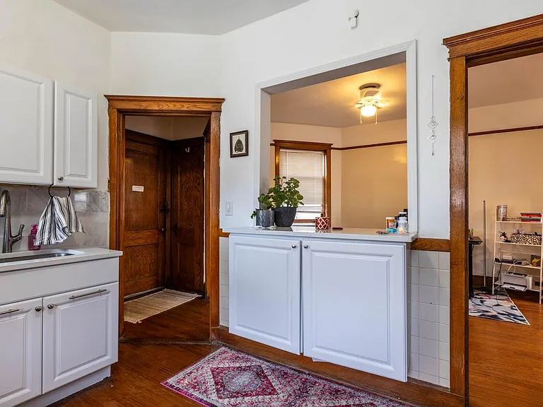 3328 N Clark St #3 — Photo 9