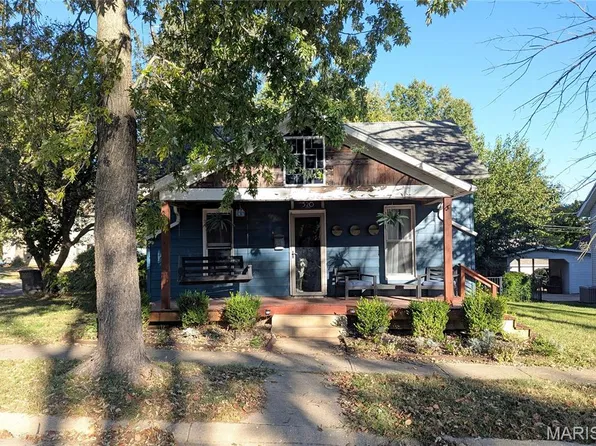 520 N Elm St, Greenville, IL 62246