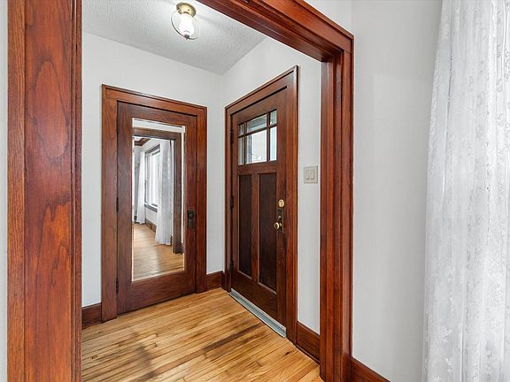 4th image of 3709 Haven AVENUE