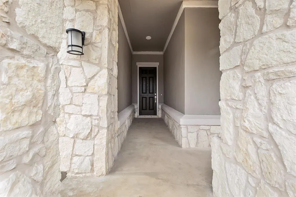 Building Photo - 100 Jarbridge Dr #100