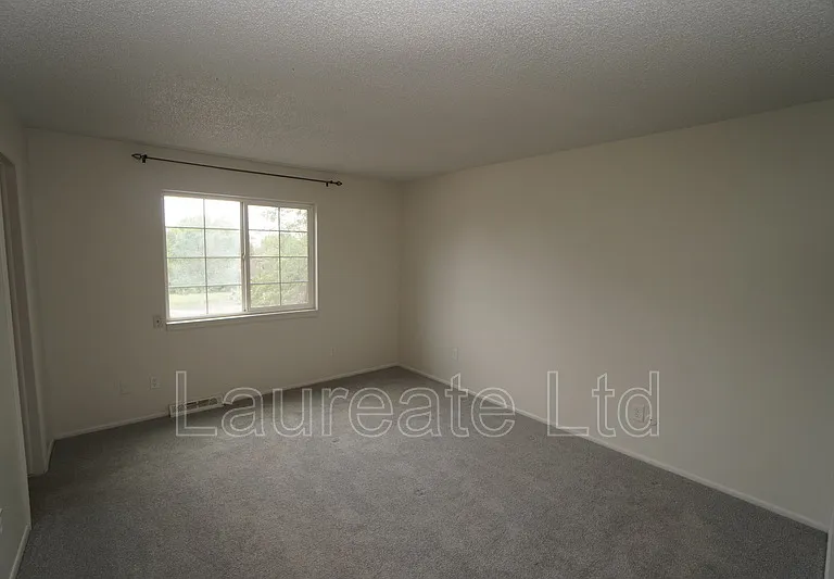 1110 Dexter St — Photo 12