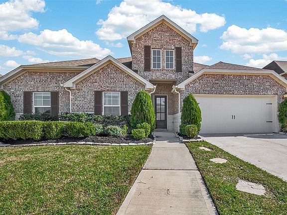 2nd image of 2405 Songlark Springs Pl