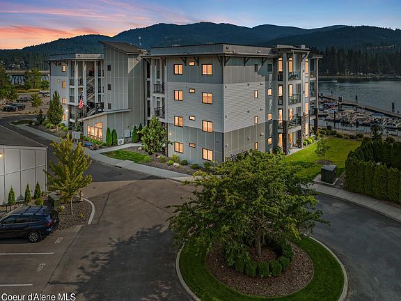5th image of 447 W Waterside Dr #201