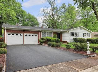 20 Lynnwood Rd, Edison, NJ 08820