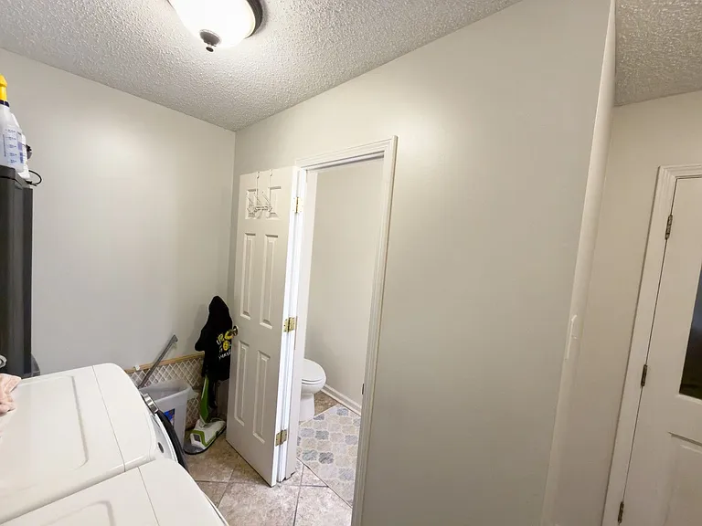 743 Grovewood Dr — Photo 11