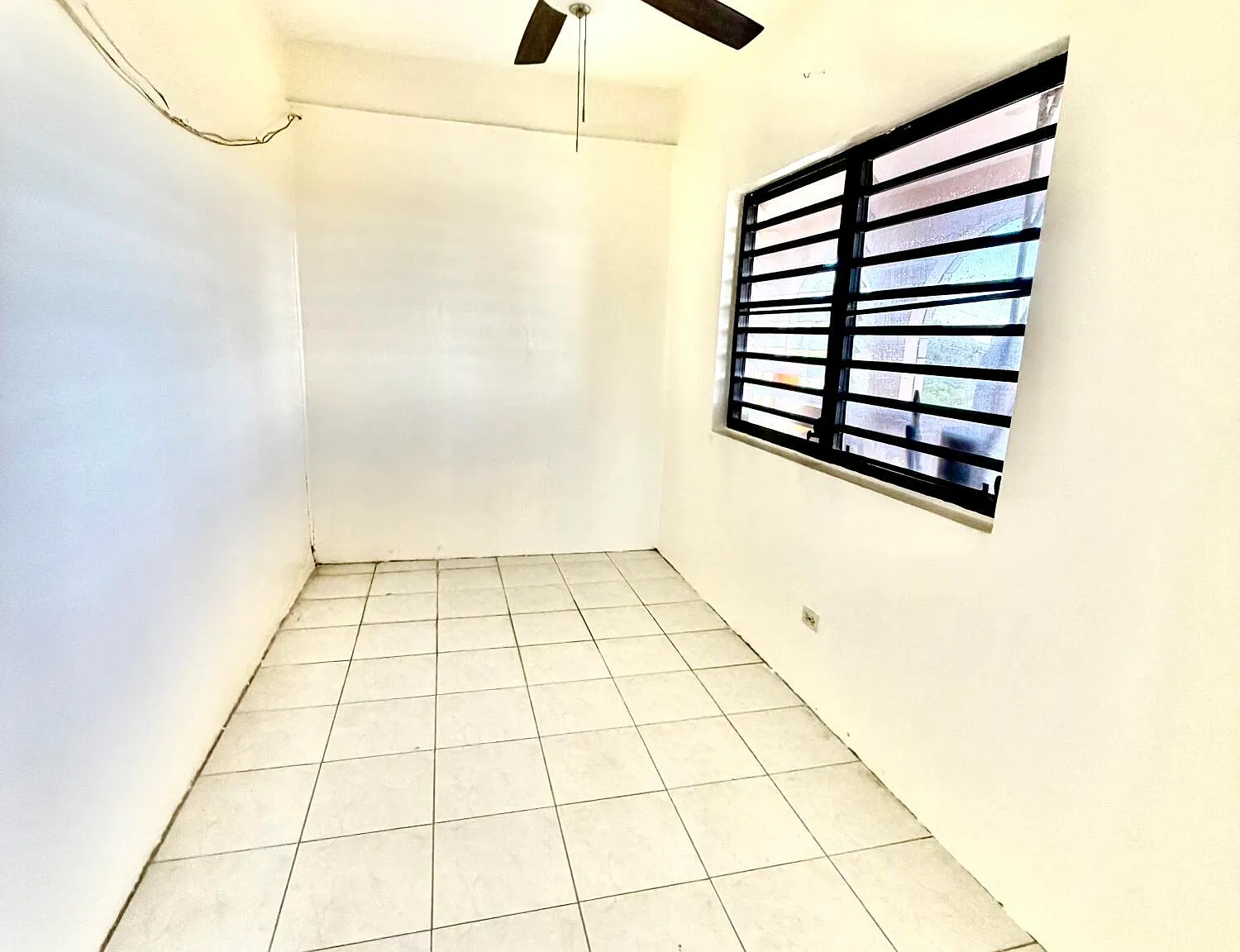 1 bed, 1200 sqft, $1,200 — Photo 4