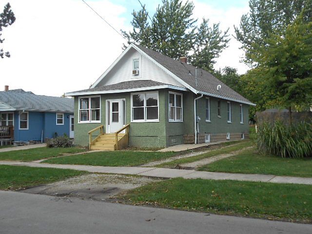 1st image of 618 Lincoln St