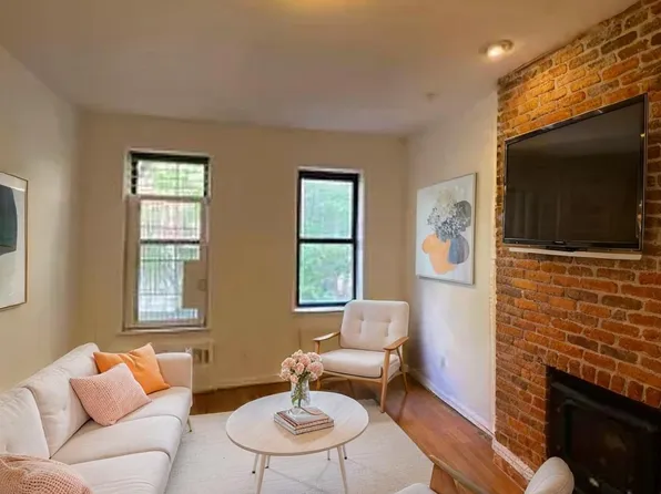 534 East 83rd Street image 1 of 5