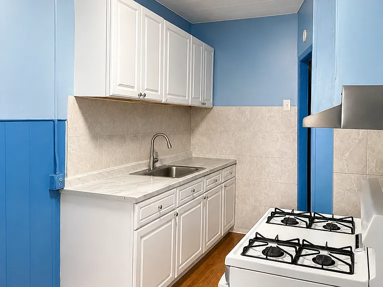 1817 Amethyst St #2 — Photo 6