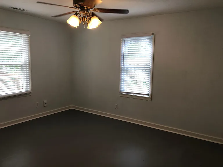 8008 Newton St — Photo 16