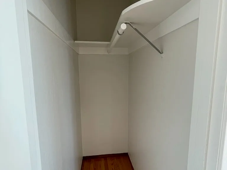 1332 California St #8 — Photo 12