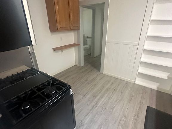 2nd image of 617 15th St