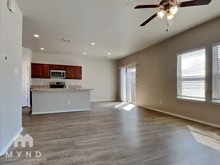 4105 Asher Aly — Photo 6