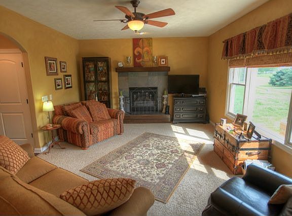 3rd image of 10312 Spyglass Dr
