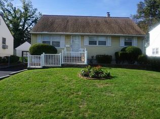 5 Concord Rd, Iselin, NJ 08830