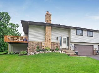 1715 Hickory Hl, Eagan, MN 55122