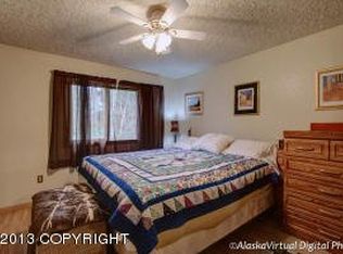 9123 W Parkview Terrace Loop, Eagle River, AK 99577