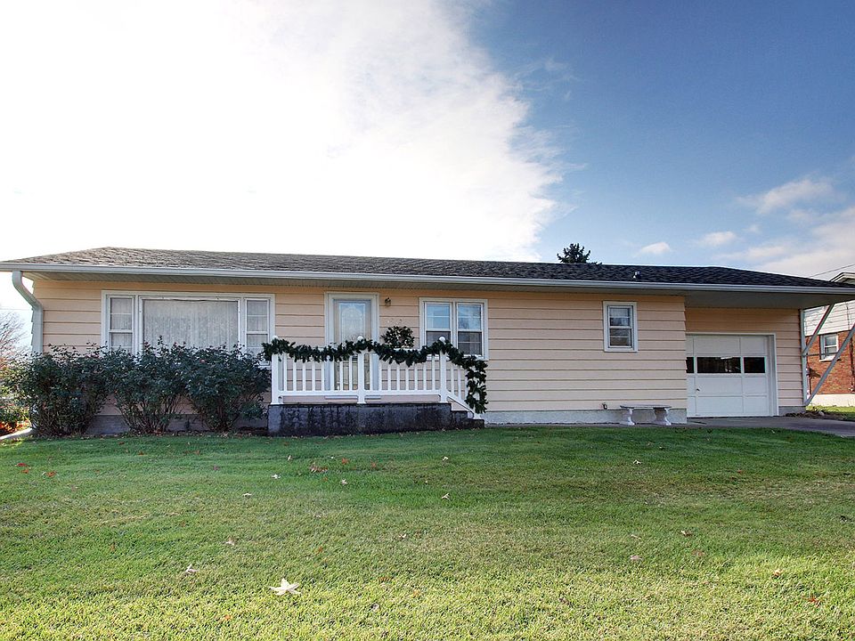 1st image of 1212 Saint Charles Dr
