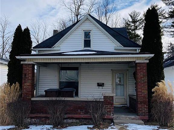 2nd image of 113 N Washington