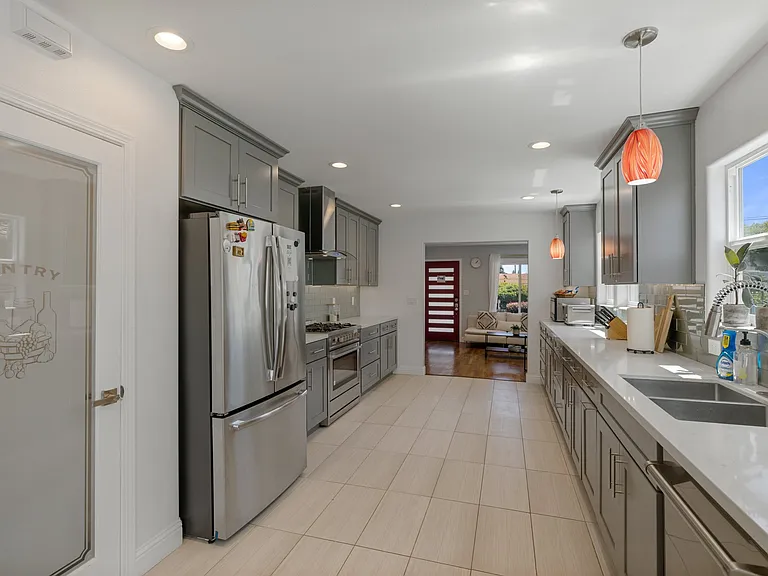 625 Minnesota Ave — Photo 12